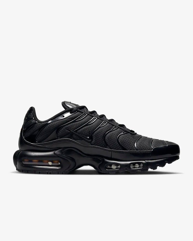 NIKE AIR MAX PLUS TN