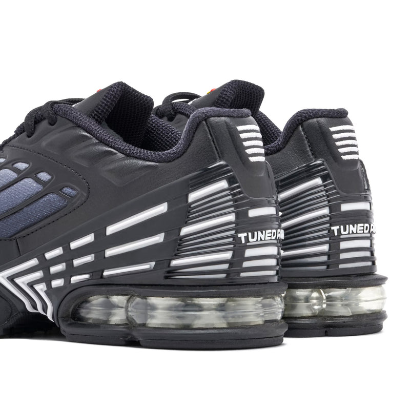 NIKE AIR MAX PLUS 3 BLACK WHITE